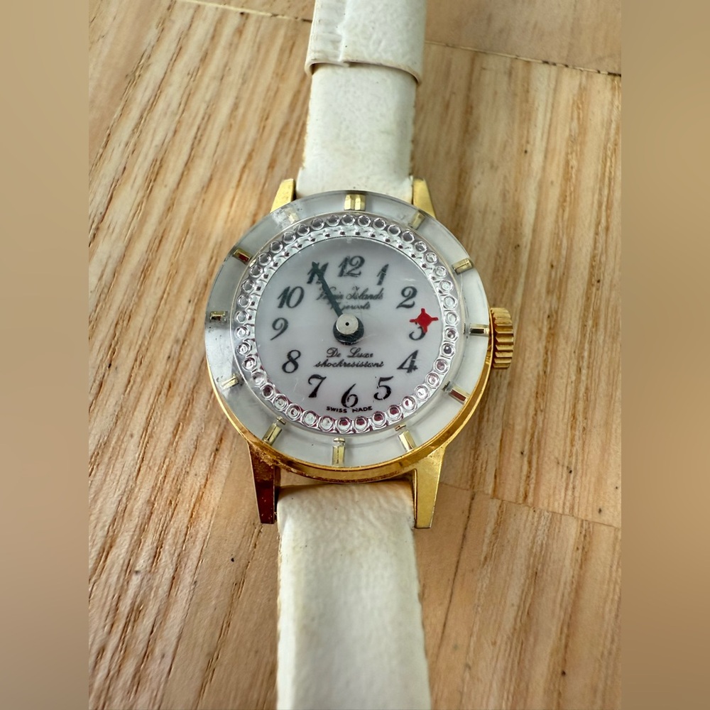Virgin Islands De Luxe 17 Jewels Wind Up Swiss Orbiting Seconds Watch